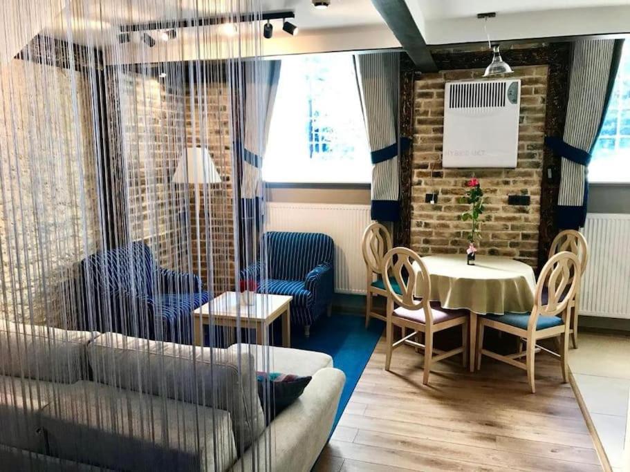 Charming Loft Near Old Town Apartment Tallinn Luaran gambar
